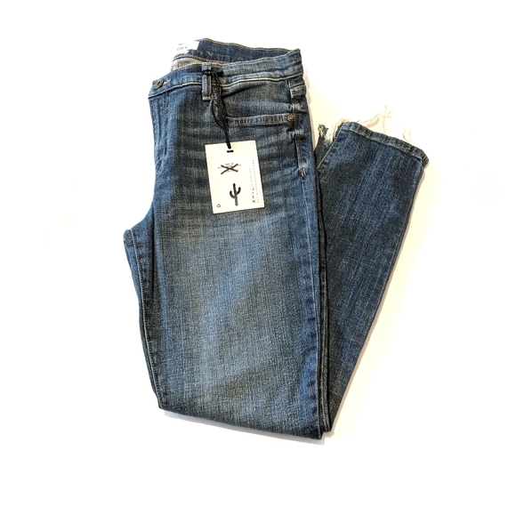 pistola Denim - Pistola Denim Cut 9049 Distressed HemSkinny Jeans